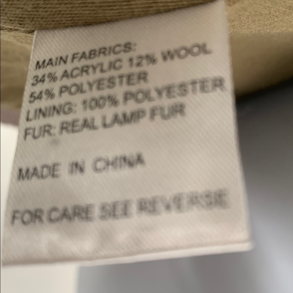 Courage b Women’s Faux Fur Trimmed Vest Brown & Gray Size L - Picture 9 of 9